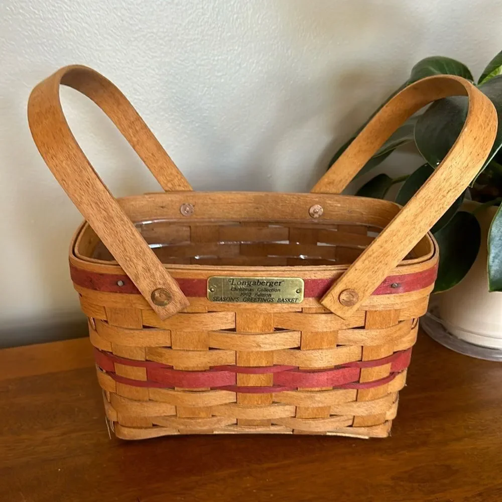 Vintage 1992 Longaberger Christmas Red Season’s Greetings Basket!